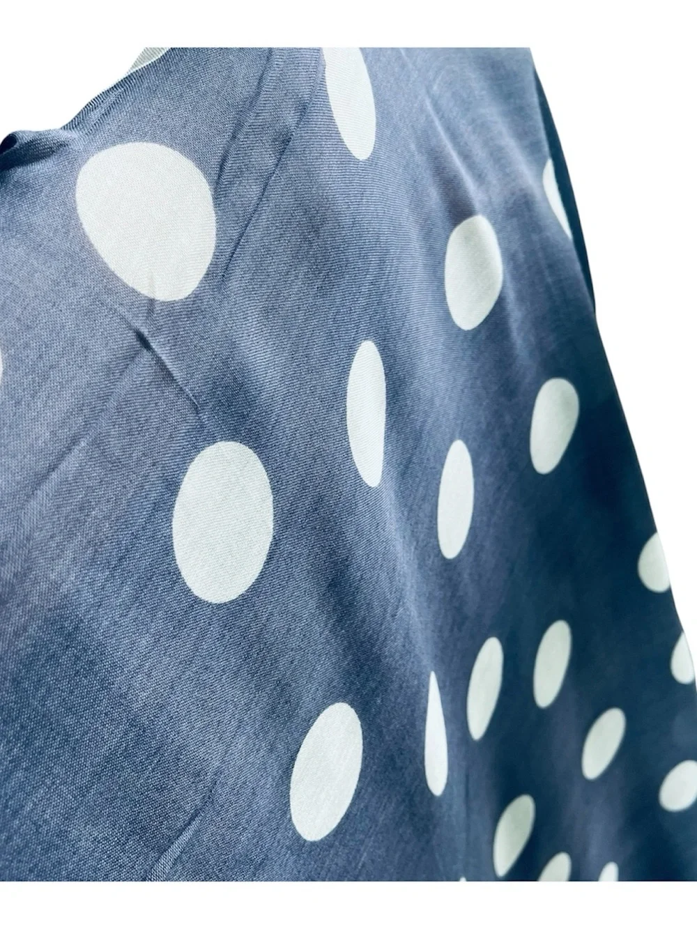 🧣LOFT 100% rayon lilac and White Polka Dot 50”x 50” square scarf